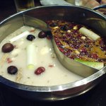 中国火鍋専門店 小肥羊 - 鍋のスープ