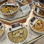 ステラおばさんのクッキー - 料理写真:ヨーグルトどんなのか気になる!