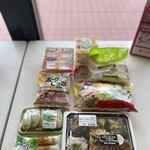 KASUMI - 料理写真:彩り野菜と飾りいなりのバランス弁当、など