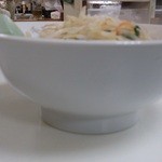 大三元 - 味噌ラーメン￥600（麺固め）側面