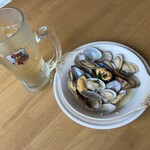ポポラマーマ - 料理写真:ハイボール ムール貝とあさりの白ワイン蒸し