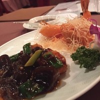 北京宮廷料理 涵梅舫 - エビの甘辛煮込みとエビのマヨネーズ炒め