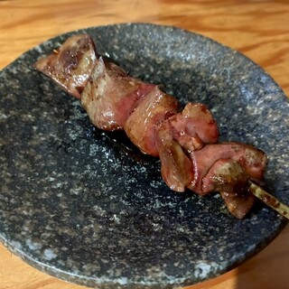 炭火焼との山_1