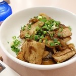 Kyoufuu Chuukachuu Bou Shan Shan - 2014年7月　肉厚豚バラ丼【900円】