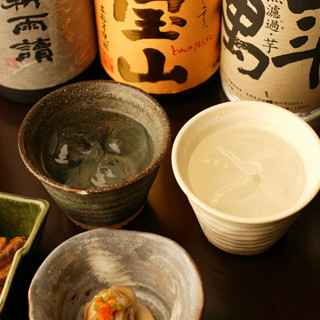 厳選地酒を堪能！この一杯に癒される