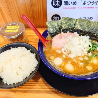 横浜家系ラーメン 伯耆家_0