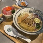 浮世離れのMEN DOROBO - 