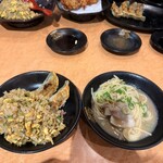 うま屋ラーメン - 料理写真: