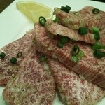 炭火焼肉まうみ - 上カルビ