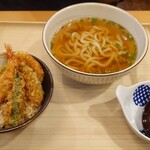 夢庵 - 料理写真:お昼のせいろうどんと小天丼セット