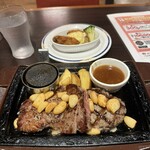 ステーキガスト - 料理写真: