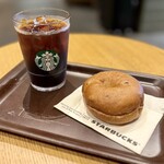 スターバックスコーヒー - ドリンク写真:ブルーベリー ベーグルサンド