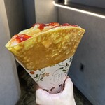 21時にアイス - 料理写真:苺ホイップカスタード①