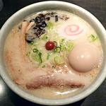 らーめん山頭火 - 【しおらーめん + 半熟味玉】￥810 + ￥150