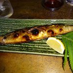 コイサクメインランドイン - サンマ丸干し焼き