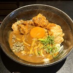讃岐うどんと地鶏丼の店 香房 - 料理写真:月見かしわ天カレーうどん