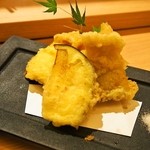 豊祝 - 太刀魚とチーズの重ね揚げ（丸茄子付）