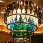 豊祝 - シャンデリアは一升瓶