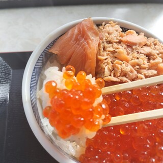 ウトロ漁協婦人部食堂_1