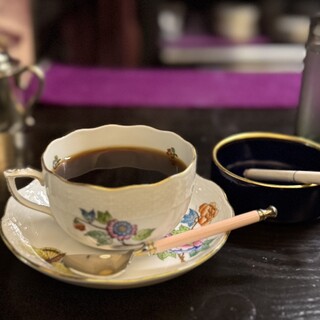 茜屋珈琲店_0