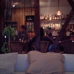 バー＆カフェ ラニ - 居心地の良いソファー