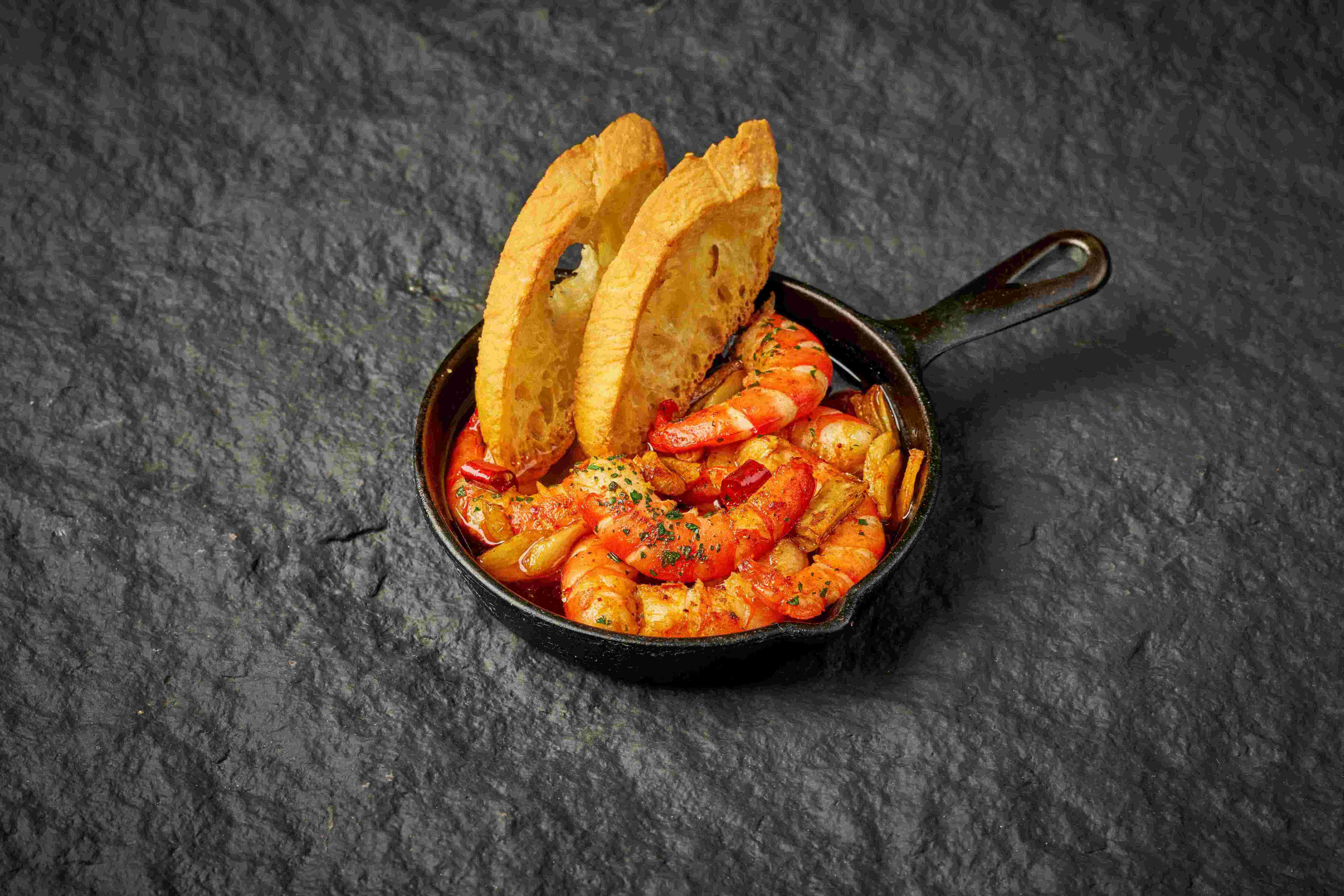 写真 : BROWNSTONE Tapas Bar GINZA （ブラウンストンタパスバーギンザ