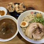 満麺亭 - 料理写真:濃厚魚介つけ麺大、クーポンで餃子3個