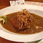 おせっかい屋 - 淡路島カレー@880円