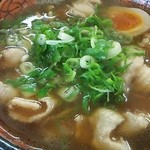 ラーメン幸味 - 鶏皮中華