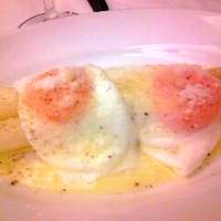 Ristorante IL FIGO INGORDO - ホワイトアスパラガスのビスマルク風   ¥1,800  