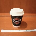 タリーズコーヒー - ドリンク写真:アイスカフェラテ・S460円（税込）