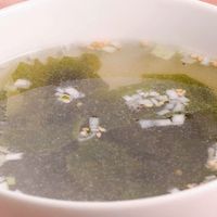 わかめスープ