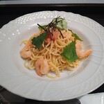 エクセルシオール カフェ - 料理写真:エビとタラコのパスタ 960円
