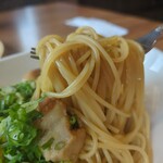 オリーブの丘 - 料理写真:和風レモン醤油の大盛パスタ