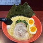 横浜家系ラーメン 赤家 - 料理写真: