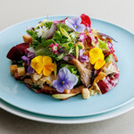 ダイニング ブルーム(軽井沢浅間プリンスホテル) - 料理写真:シグネチャーサラダ