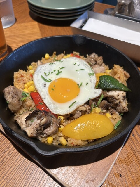 QUAYS pacific grill （キーズ パシフィック グリル） - 馬車道