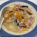 リンガーハット - 料理写真:長崎ちゃんぽん