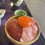 浮世離れのMEN DOROBO - 