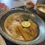浮世離れのMEN DOROBO - 