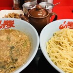 ラーメン山岡家 - 料理写真: