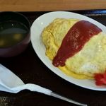 曽我 - オムライス５８０円とすまし汁１００円　計６８０円（汁物はその日によってできるものが変わります。日替わりに準拠）≪2015年5月≫　お勧めNO.1