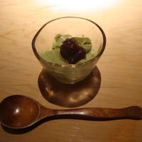 うち山 - 抹茶の豆乳寄せ