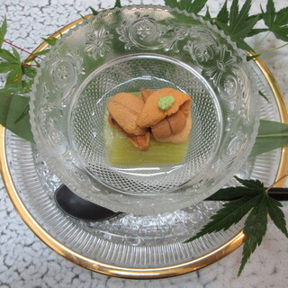 日本料理 TOBIUME