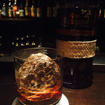 エバンス - ロンサカパとロックグラス