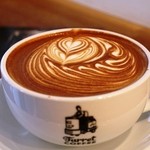 Turret Coffee - カフェラテ　560円　ものすごい量です＠＠