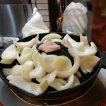 成吉思汗 だるま - 玉ねぎが多いです（２０１５年４月）。