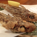 まるしょう - メヒカリの唐揚げ 750円。