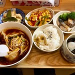 らん - 料理写真:平日ランチの一例