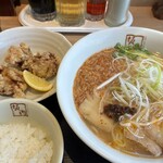 喜多方ラーメン坂内 - 料理写真:1,420円と豪華です